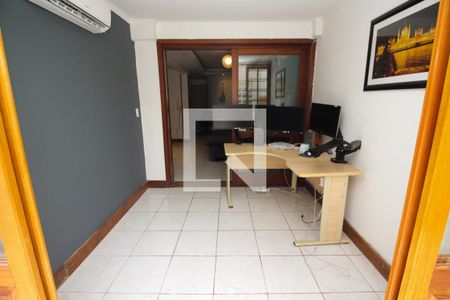 Apartamento à venda com 105m², 2 quartos e 2 vagasEscritório
