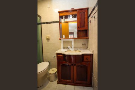 Apartamento à venda com 105m², 2 quartos e 2 vagasBanheiro da Suíte 2