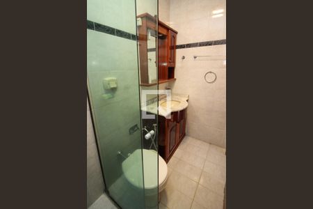 Apartamento à venda com 105m², 2 quartos e 2 vagasBanheiro da Suíte 2