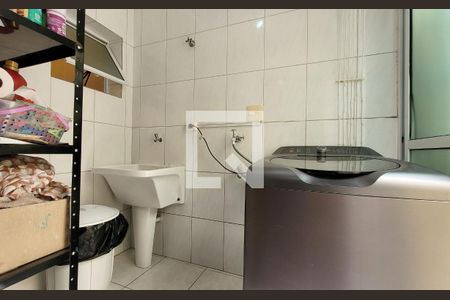 Casa à venda com 120m², 3 quartos e 2 vagasLavanderia