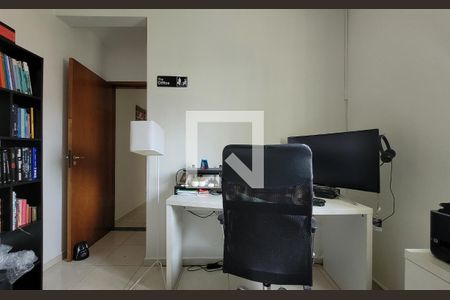 Casa à venda com 120m², 3 quartos e 2 vagasQuarto 2