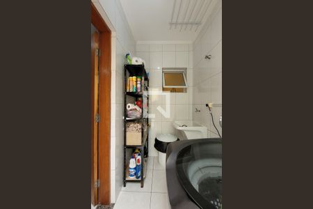 Casa à venda com 120m², 3 quartos e 2 vagasLavanderia