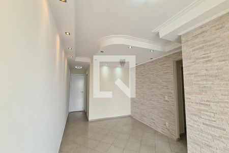 Sala de apartamento para alugar com 3 quartos, 69m² em Vila Antonieta, São Paulo