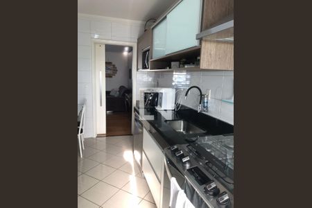 Cozinha de apartamento à venda com 3 quartos, 97m² em Pinheirinho, Santo André
