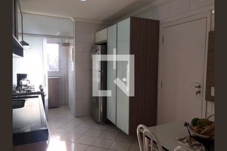 Cozinha de apartamento à venda com 3 quartos, 97m² em Pinheirinho, Santo André