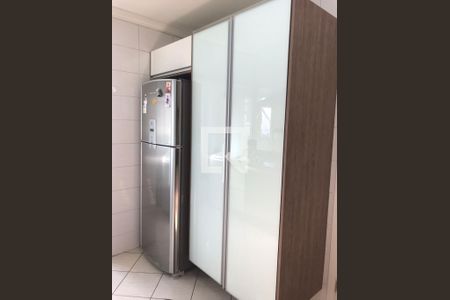 Cozinha de apartamento à venda com 3 quartos, 97m² em Pinheirinho, Santo André