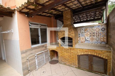 Apartamento à venda com 122m², 2 quartos e 1 vagaÁrea gourmet
