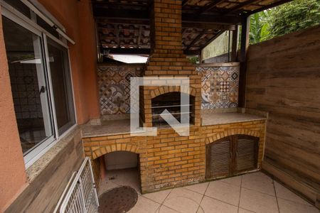 Apartamento à venda com 122m², 2 quartos e 1 vagaÁrea gourmet