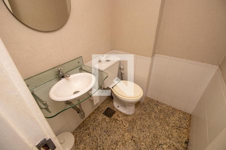 Apartamento à venda com 122m², 2 quartos e 1 vagaLavabo