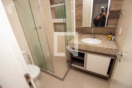 Apartamento à venda com 122m², 2 quartos e 1 vagaBanheiro quarto 2