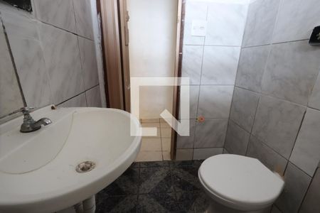 Casa para alugar com 48m², 1 quarto e sem vagaBanheiro