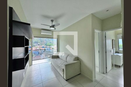 Sala de apartamento à venda com 2 quartos, 55m² em Vargem Pequena, Rio de Janeiro