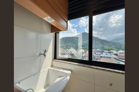 Apartamento à venda com 55m², 2 quartos e 1 vaga Apartamento à venda com 55m², 2 quartos e 1 vagaCozinha e Área de Serviço