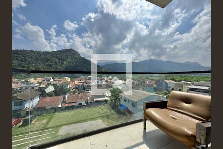 Varanda de apartamento à venda com 2 quartos, 55m² em Vargem Pequena, Rio de Janeiro