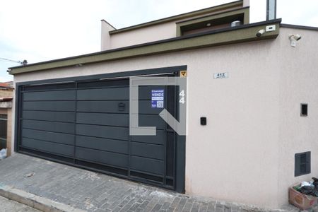 Casa para alugar com 110m², 3 quartos e 3 vagasFachada