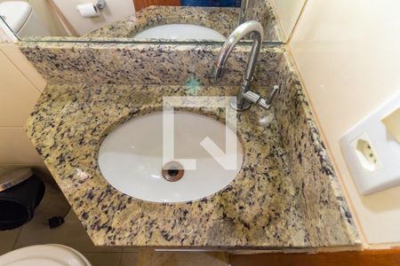 Casa de condomínio à venda com 107m², 2 quartos e 2 vagas Casa de condomínio à venda com 107m², 2 quartos e 2 vagasBanheiro 3