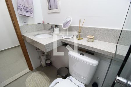 Casa de condomínio para alugar com 82m², 3 quartos e 2 vagasBanheiro do Quarto 3