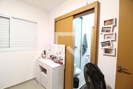 Casa de condomínio para alugar com 82m², 3 quartos e 2 vagasQuarto 2 - Suíte