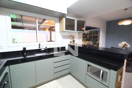 Casa de condomínio para alugar com 82m², 3 quartos e 2 vagasCozinha