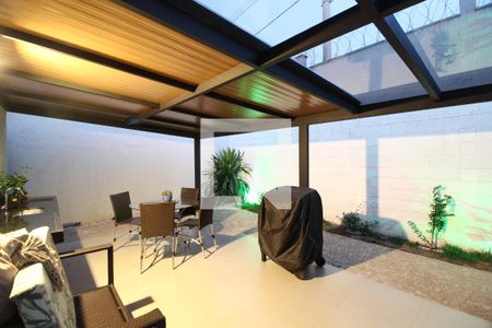 Casa de condomínio para alugar com 82m², 3 quartos e 2 vagasVaranda