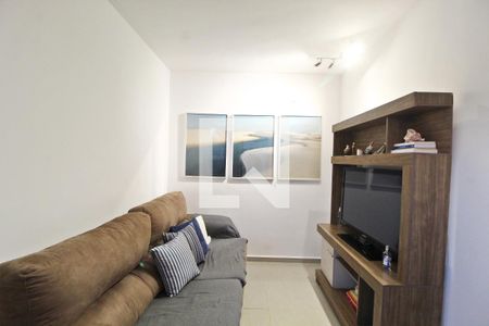 Casa de condomínio para alugar com 82m², 3 quartos e 2 vagasSala