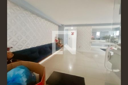 Apartamento à venda com 70m², 2 quartos e 1 vaga Apartamento à venda com 70m², 2 quartos e 1 vagaPortaria