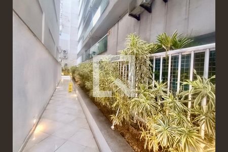 Apartamento à venda com 70m², 2 quartos e 1 vaga Apartamento à venda com 70m², 2 quartos e 1 vagaÁrea Comum - Playground