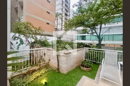 Apartamento à venda com 70m², 2 quartos e 1 vaga Apartamento à venda com 70m², 2 quartos e 1 vagaÁrea Comum - Playground