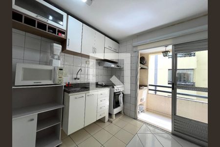 Apartamento à venda com 36m², 1 quarto e 1 vaga Apartamento à venda com 36m², 1 quarto e 1 vagaCozinha