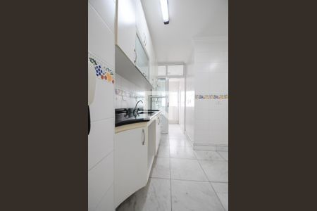 Apartamento para alugar com 130m², 3 quartos e 2 vagas Apartamento para alugar com 130m², 3 quartos e 2 vagasCozinha - Armários
