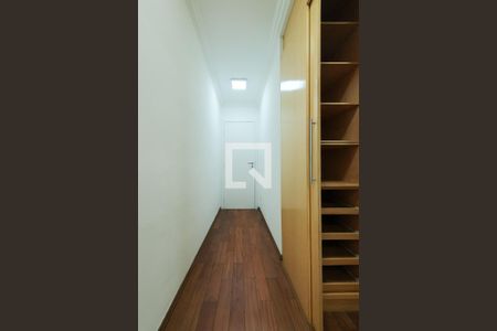 Apartamento para alugar com 130m², 3 quartos e 2 vagas Apartamento para alugar com 130m², 3 quartos e 2 vagasSuite