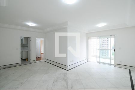 Apartamento para alugar com 130m², 3 quartos e 2 vagas Apartamento para alugar com 130m², 3 quartos e 2 vagasSala