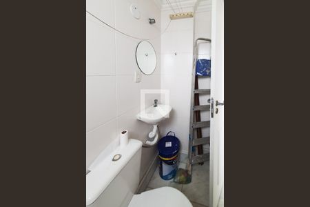 Apartamento para alugar com 130m², 3 quartos e 2 vagas Apartamento para alugar com 130m², 3 quartos e 2 vagasBanheiro de serviço