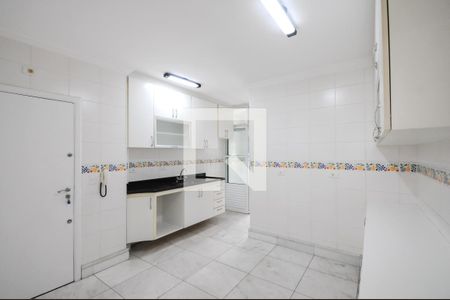 Apartamento para alugar com 130m², 3 quartos e 2 vagas Apartamento para alugar com 130m², 3 quartos e 2 vagasCozinha - Armários