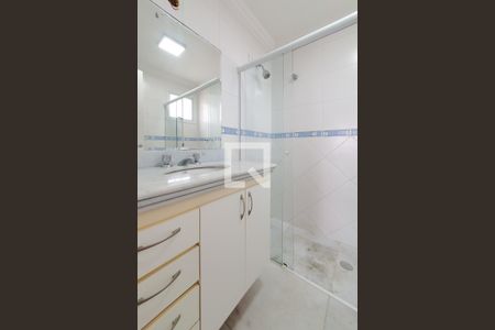 Apartamento para alugar com 130m², 3 quartos e 2 vagas Apartamento para alugar com 130m², 3 quartos e 2 vagasBanheiro da Suíte