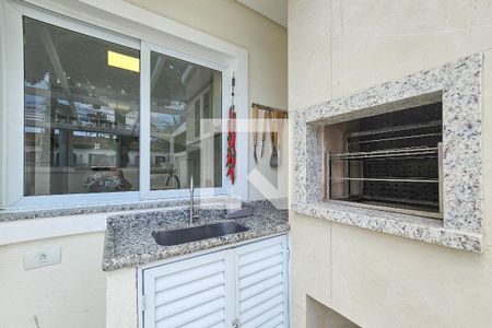 Casa de condomínio para alugar com 245m², 4 quartos e 3 vagas Casa de condomínio para alugar com 245m², 4 quartos e 3 vagasVaranda