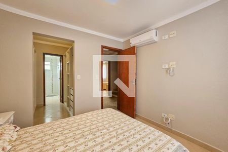 Casa de condomínio para alugar com 245m², 4 quartos e 3 vagas Casa de condomínio para alugar com 245m², 4 quartos e 3 vagasSuíte 1