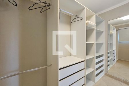 Casa de condomínio para alugar com 245m², 4 quartos e 3 vagas Casa de condomínio para alugar com 245m², 4 quartos e 3 vagasSuíte 2