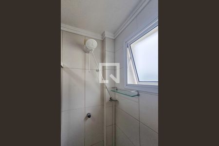 Casa de condomínio para alugar com 245m², 4 quartos e 3 vagas Casa de condomínio para alugar com 245m², 4 quartos e 3 vagasBanheiro da suíte 1