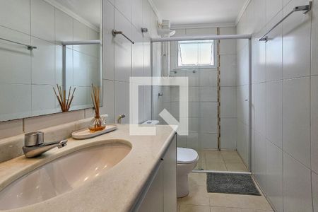 Casa de condomínio para alugar com 245m², 4 quartos e 3 vagas Casa de condomínio para alugar com 245m², 4 quartos e 3 vagasBanheiro