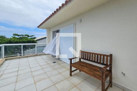 Casa de condomínio para alugar com 245m², 4 quartos e 3 vagas Casa de condomínio para alugar com 245m², 4 quartos e 3 vagasVaranda