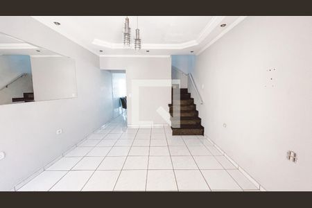 Sala de casa à venda com 3 quartos, 240m² em Vila Romero, São Paulo