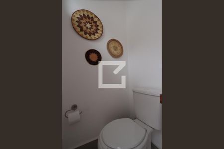 Casa à venda com 139m², 2 quartos e 1 vagaLavabo