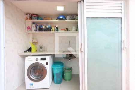 Casa à venda com 139m², 2 quartos e 1 vagaLavanderia