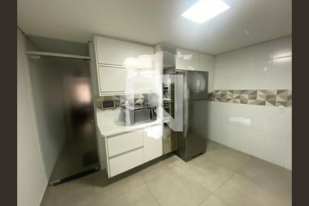 Casa à venda com 158m², 3 quartos e 1 vaga