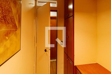 Apartamento à venda com 89m², 3 quartos e 1 vaga Apartamento à venda com 89m², 3 quartos e 1 vagaEscritório