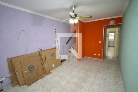 Sala de casa para alugar com 2 quartos, 80m² em Vila Baby, São Paulo