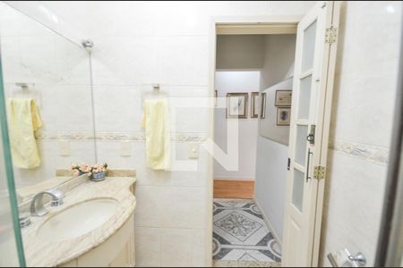 Apartamento à venda com 129m², 2 quartos e 1 vagaBanheiro