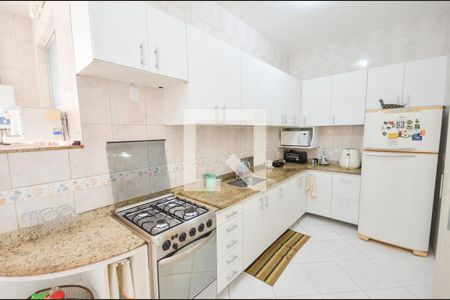 Apartamento à venda com 129m², 2 quartos e 1 vagaCozinha