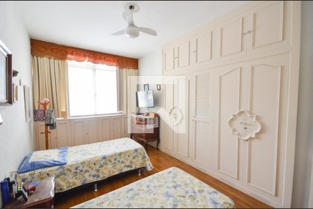 Apartamento à venda com 129m², 2 quartos e 1 vagaQuarto 2